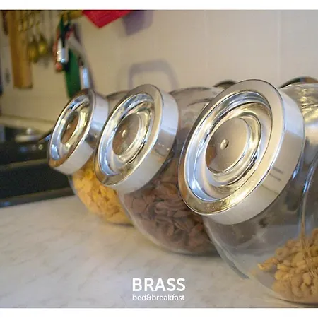 Panzió Brass